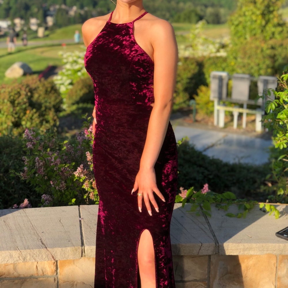 Purple/red velvet prom dress